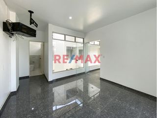 Foto 10 de Local Comercial De 3 Pisos , Con Acabados A1 ! Listo Para Iniciar Tu Negocio