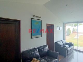 Foto 11 de ¡ALQUILER DE CASA EN LA MOLINA, RESIDENCIAL MONTERRICO, ¡UNIFE!
Disfruta de esta amplia casa en una de las mejores zonas residenciales de La Molina,