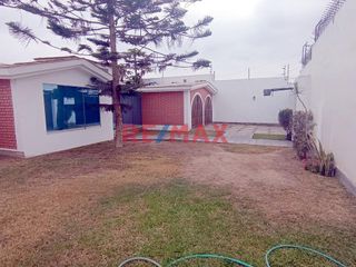 Foto 2 de ¡ALQUILER DE CASA EN LA MOLINA, RESIDENCIAL MONTERRICO, ¡UNIFE!
Disfruta de esta amplia casa en una de las mejores zonas residenciales de La Molina,