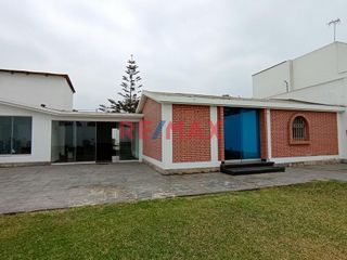 Foto 14 de ¡ALQUILER DE CASA EN LA MOLINA, RESIDENCIAL MONTERRICO, ¡UNIFE!
Disfruta de esta amplia casa en una de las mejores zonas residenciales de La Molina,