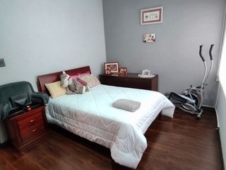 Foto 10 de EN VENTA CASA REMODELADA SECTOR BATAN BAJO