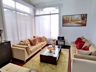 Foto 6 de EN VENTA CASA REMODELADA SECTOR BATAN BAJO
