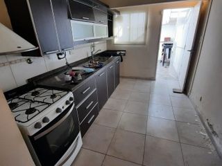Foto 2 de GENERAL PAZ: CASA ESQUINA, APTA DESARROLLISTA