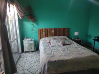 Casa en venta - 3 Dormitorios 2 Baños - Cochera - 196mts2 - Necochea