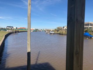 Foto 50 de Excelente casa moderna en Albanueva, como nueva, gran calidad, pileta, amarra frente al rio