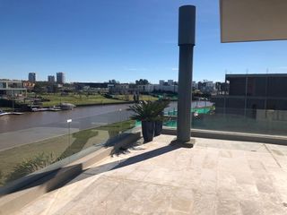 Foto 29 de Excelente casa moderna en Albanueva, como nueva, gran calidad, pileta, amarra frente al rio
