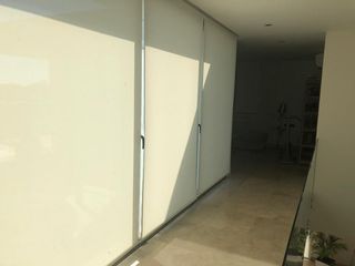 Foto 11 de Excelente casa moderna en Albanueva, como nueva, gran calidad, pileta, amarra frente al rio