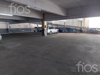 VENTA DEPARTAMENTO  PISO EXCLUSIVO DE 4 DORMITORIOS CON DOBLE BALCON COCHERA  EN PARQUE ESPAÑA
