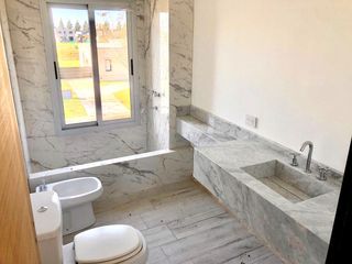 Casa en Venta en San Matias, Escobar, G.B.A. Zona Norte, Argentina