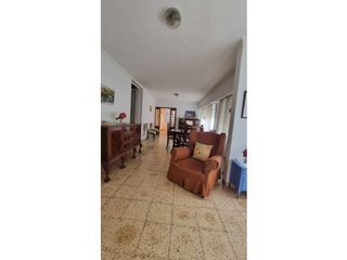Foto 4 de EXCELENTE PROPIEDAD CÉNTRICA