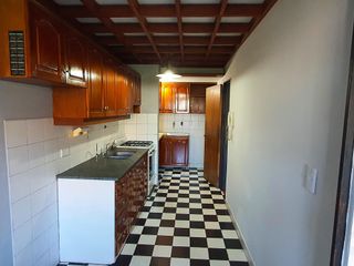 Alquiler - Departamento 2 Dormitorios - Montevideo al 1900 - Centro Rosario
