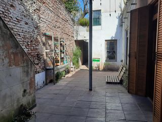 Venta - Casa 6 amb con patio y terraza - Local y Garage - Villa Ortuzar