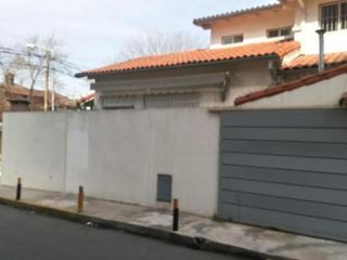 Foto 2 de CASA DE 5 AMB EN IMPECABLE ESTADO A PASOS DE AV. CAZÓN