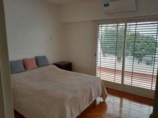 Excelente Duplex Reciclado con 3 dormitorios y Cochera Cubierta