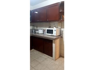 Foto 5 de VENDO AMPLIA CASA EN SAMANES 3