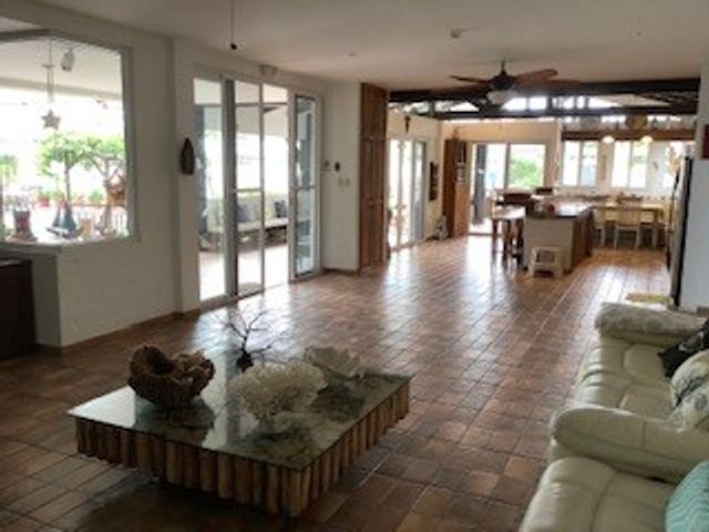 Punta Blanca: Se Alquila Villa Cerca del Mar en Punta Blanca