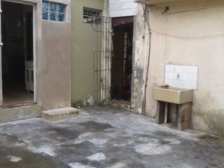 Foto 9 de Casa en venta en Quilmes Este