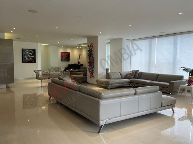 Apartamento LUXURY en Venta, completamente amoblado, en Alto prado-7901
