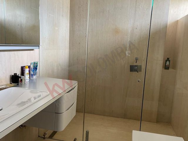 Apartamento LUXURY en Venta, completamente amoblado, en Alto prado-7901