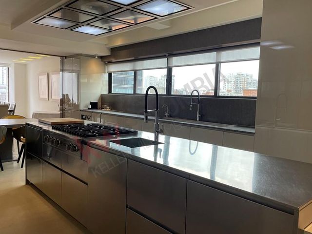 Apartamento LUXURY en Venta, completamente amoblado, en Alto prado-7901