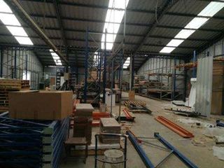 Foto 7 de VENDO BODEGA INDUSTRIAL SUR DE QUITO, ALTO IMPACTO