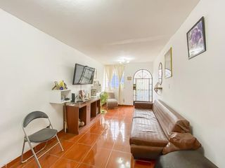 Foto 5 de ¡SE VENDE CASA DE 2 PISOS EN VENTANILLA - CALLAO!