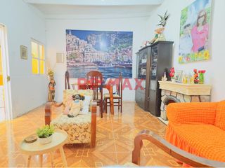 Foto 7 de 🏡 ¡Descubre tu nuevo hogar en Pimentel, Chiclayo! 🌅

Te presentamos una encantadora casa de un piso, ideal para quienes buscan comodidad y espacio.