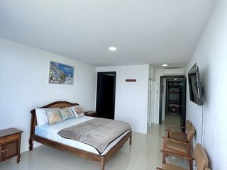 Punta Centinela, amplio departamento de 3 dormitorios (CondominioTown House 200), en venta.