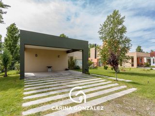 Foto 4 de Casa Barrio Privado La Zagala Neuquén Capital