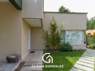 Foto 2 de Casa Barrio Privado La Zagala Neuquén Capital