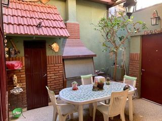 ASUNCION 2300 PH CUATRO AMBIENTES, DOS PLANTAS GARAGE , VENTA