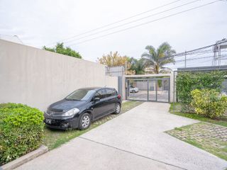 VENTA DEPARTAMENTO/DUPLEX 3 AMBIENTES CASTELAR