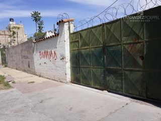 Foto 4 de FERNANDEZ POEPPEL Alquila Playa Estacionamiento Mendoza