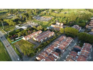 Foto 2 de VENTA CASA 122.38 mts2 LA CEJA SECTOR CC VIVA