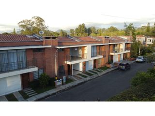 Foto 1 de VENTA CASA 122.38 mts2 LA CEJA SECTOR CC VIVA