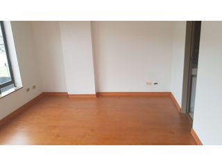 Foto 5 de VENTA RENTANDO OFICINA LAGOS 80 AREA 59 M2