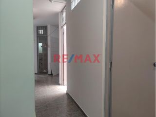 Foto 4 de 🏡 ¡Tu nuevo hogar en la mejor ubicación de Trujillo! 🌟

🔑 Alquila un departamento en el primer piso con  ubicación estratégica

✨ Detalles del dep