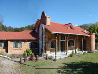 Quinta Hacienda de venta en Yunguilla - Patapata – código:8834