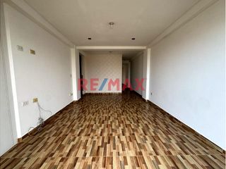 Foto 2 de Venta de Departamento vista a la calle mas Cochera Independiente! en Urb. Las Quintanas rodeado de lindos parques!
Ubicado en zona céntrica cerca de