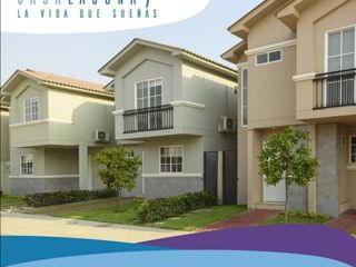 Foto 3 de Venta de Casa Modelo Marina en Urb. Casa Laguna, Samborondon, cerca de Plaza Lagos, C.C. Dorado.