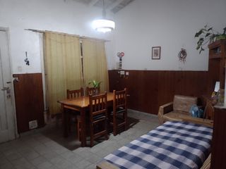 Casa en venta - 2 Dormitorios 1 Baño - Cochera - 556Mts2 - Magdalena