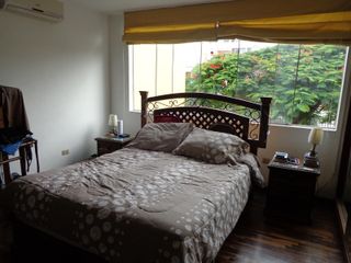 Foto 25 de SE VENDE CASA EN URB. CHAMA - SURCO