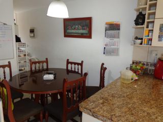 Foto 6 de SE VENDE CASA EN URB. CHAMA - SURCO