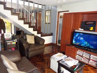 Foto 10 de SE VENDE CASA EN URB. CHAMA - SURCO