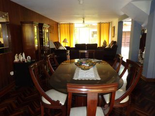 Foto 17 de SE VENDE CASA EN URB. CHAMA - SURCO