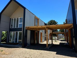 Foto 20 de Venta CASA DUPLEX 3 amb 95m2 a 200m del lago - Bariloche -