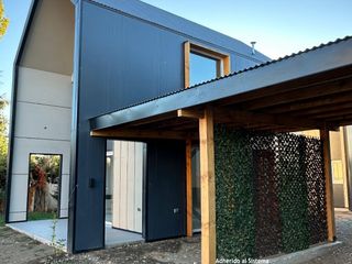 Foto 1 de Venta CASA DUPLEX 3 amb 95m2 a 200m del lago - Bariloche -