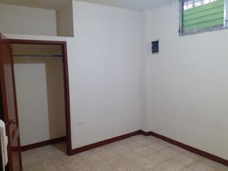 Foto 6 de VENDO CASA EN LA CIUDADELA FERROVIARIA