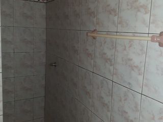Foto 9 de VENDO CASA EN LA CIUDADELA FERROVIARIA