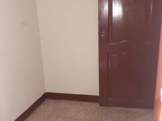 Foto 5 de VENDO CASA EN LA CIUDADELA FERROVIARIA